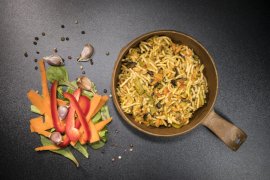 Dehydrované potraviny - zelenina s rezancami Taktický Foodpack