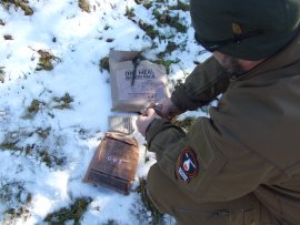 MRE - Jedno jedlo, Menu I - Kurací guláš