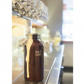 Termoska Klean Kanteen Insulated Growler 1900ml červená