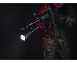 Magnetická dálková spoušť MRS-1 pro svítilny Armytek Viking Dobermann Predator 6.jpg