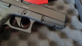 BAZAR - RAM pištoľ Umarex T4E Glock 17 Gen5 .43 5J 2