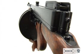 Replika Thompson M1928 s bubnovým zásobníkom, USA 4