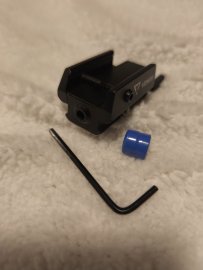 Recenzia: Laserový zameriavač Venox Tactical červený - 1