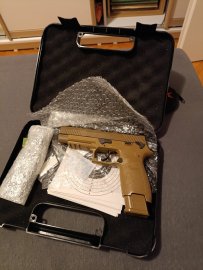 Recenzia: Kufor na pištoľ 30,2x22x6 - 2