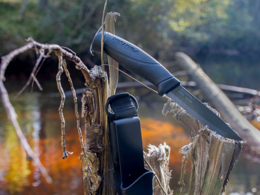 Nôž Morakniv Companion Tactical čierny - nerez