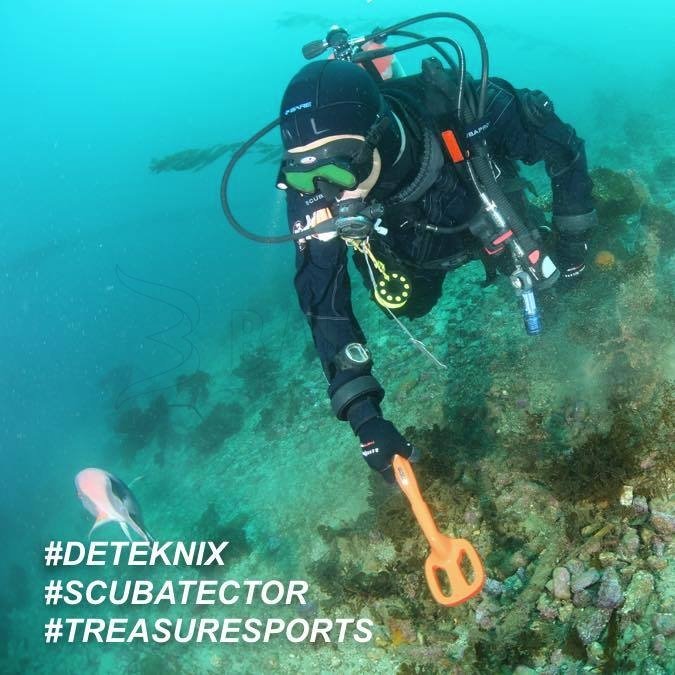 Podvodný detektor kovov Quest Scuba Tector