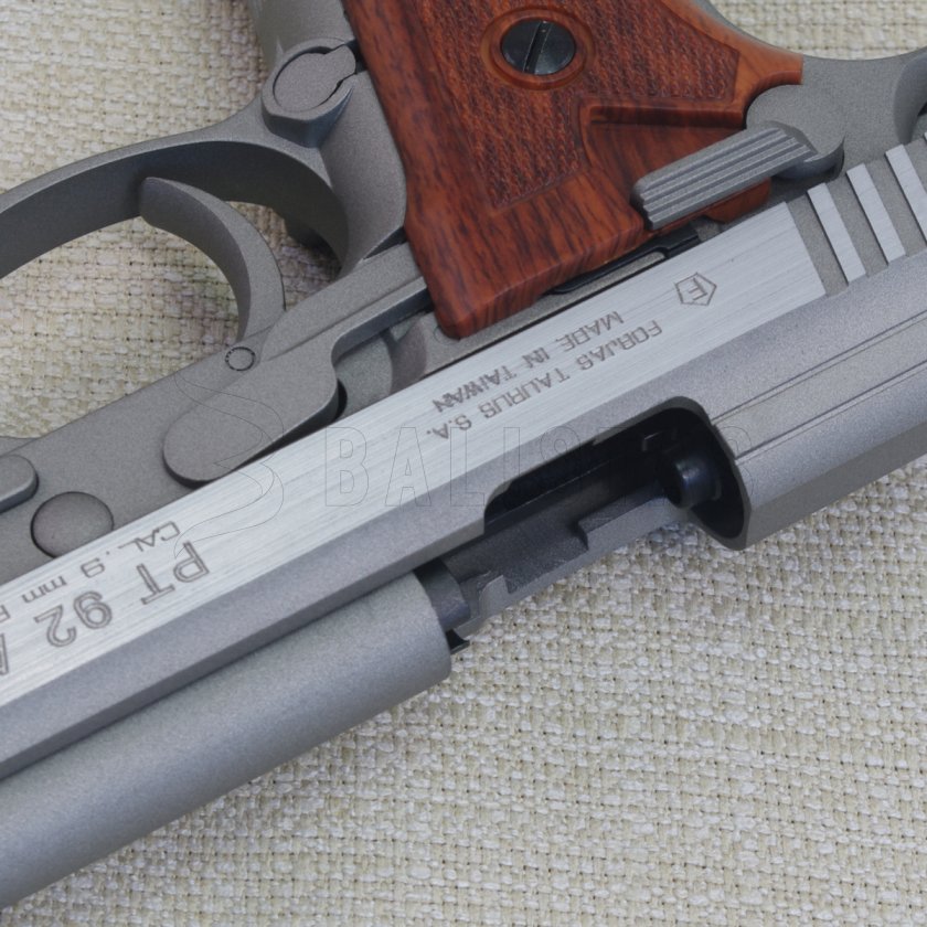 Airsoft pištoľ CYBG Taurus PT92 H Silver CO2