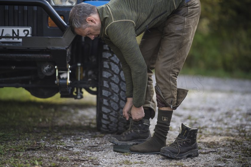Pená skladacia podsedačka Deerhunter