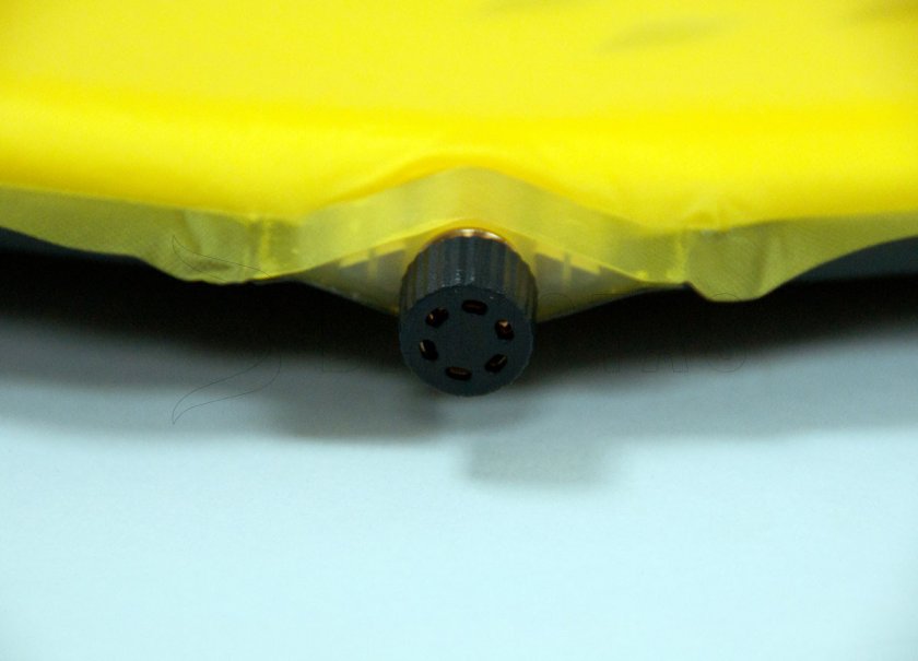 Samonafukovací matrac do auta Zulu Airo 2,5 cm