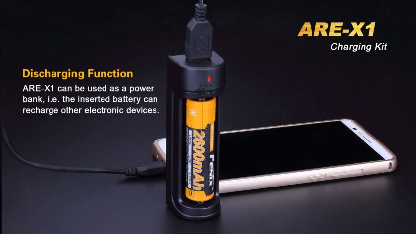 USB nabíjačka Fenix ARE-X1 + 18650 (2600 mAh)