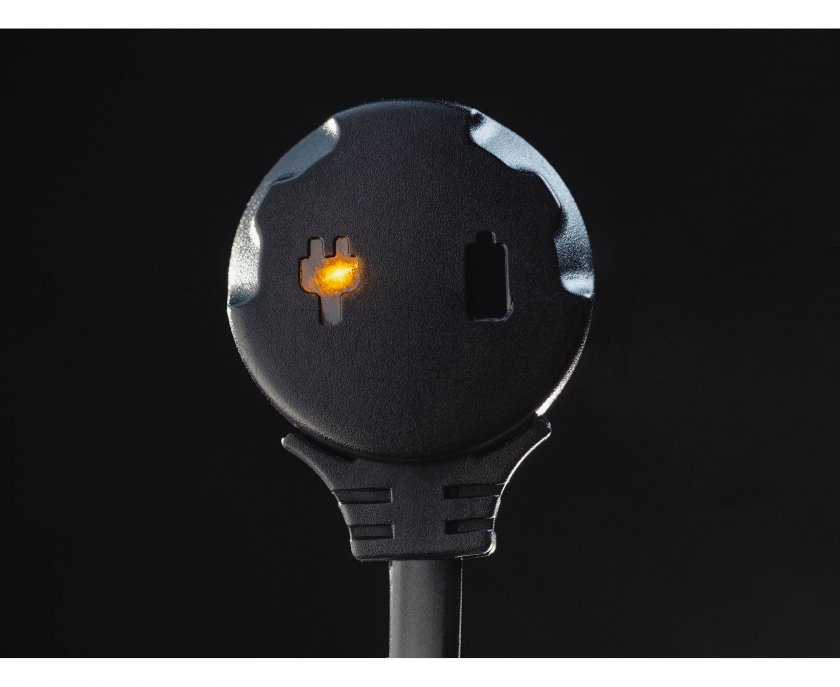 Magnetická USB nabíječka Armytek AMC-03 5.jpg
