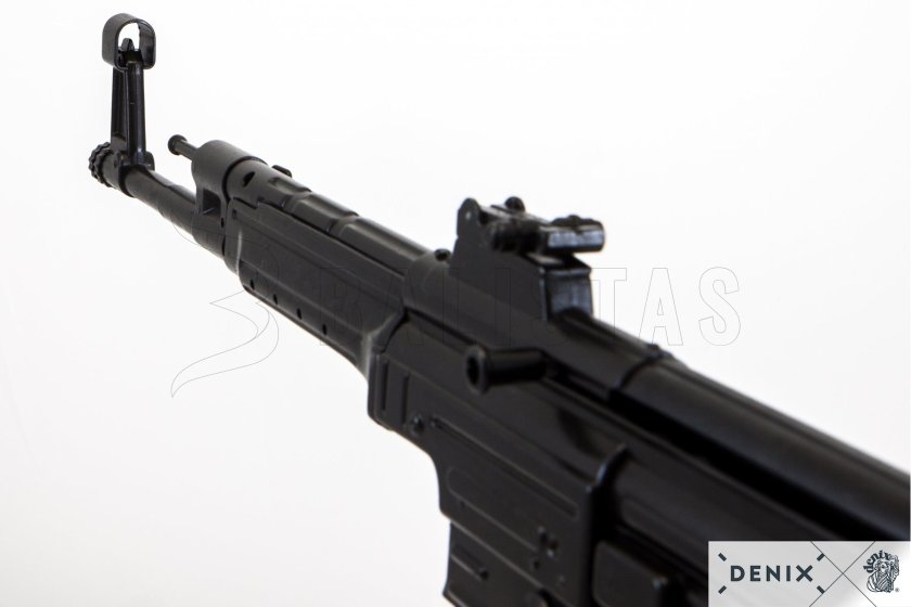 Replika Sturmgewehr 44 s popruhom, Nemecko 1943 4
