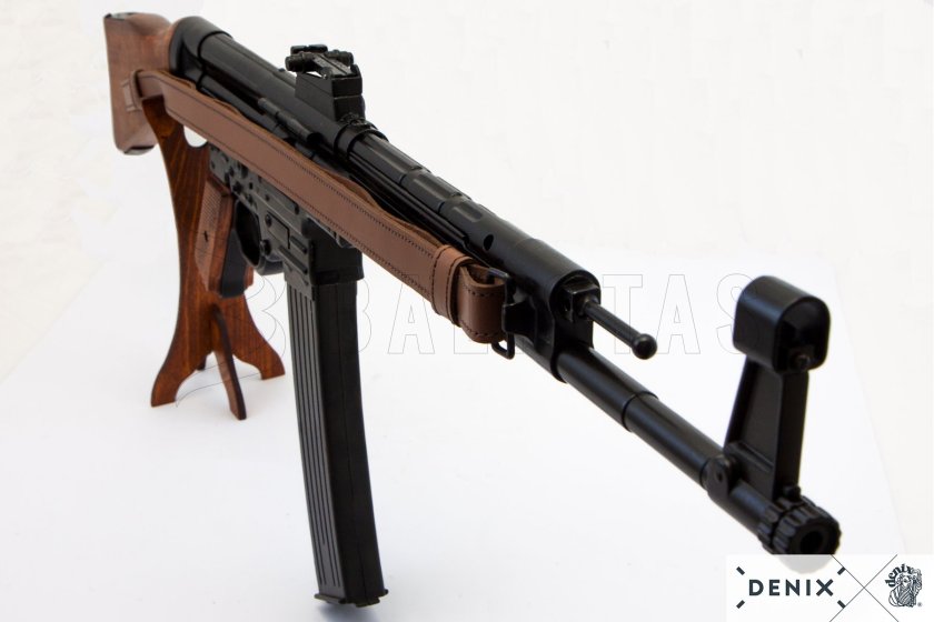 Replika Sturmgewehr 44 s popruhom, Nemecko 1943 6