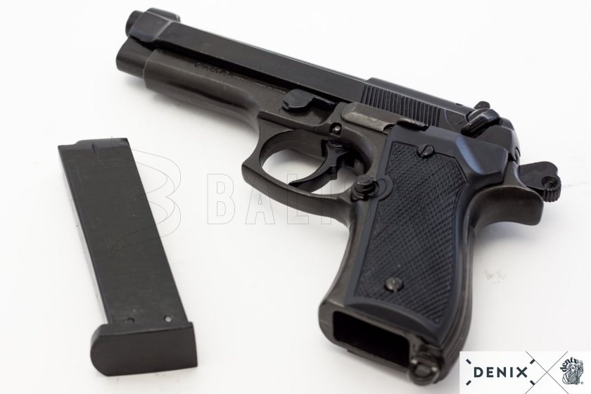 Replika Beretta 92F, Taliansko 1975 9